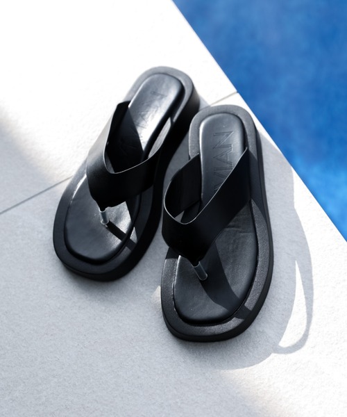 VIVIAN（ヴィヴィアン）の「厚底トングサンダル（サンダル・レディース・ホワイト/ブラック/グリーン/ゼブラ・LL/S/M/L）」の3枚目の写真