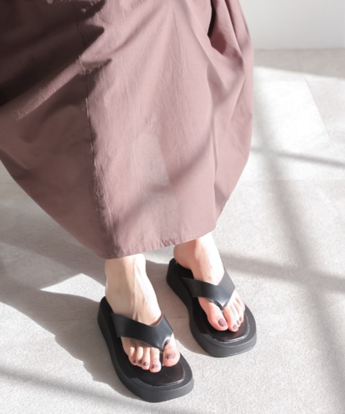 VIVIAN（ヴィヴィアン）の「厚底トングサンダル（サンダル・レディース・ホワイト/ブラック/グリーン/ゼブラ・LL/S/M/L）」の12枚目の写真