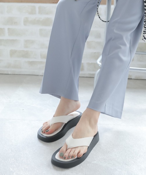 VIVIAN（ヴィヴィアン）の「厚底トングサンダル（サンダル・レディース・ホワイト/ブラック/グリーン/ゼブラ・LL/S/M/L）」の18枚目の写真