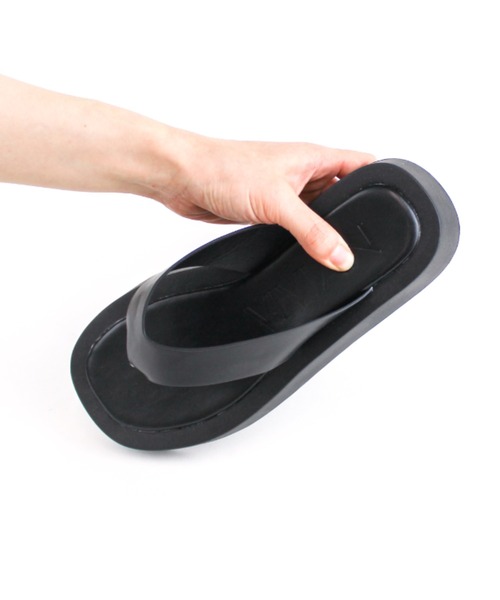 VIVIAN（ヴィヴィアン）の「厚底トングサンダル（サンダル・レディース・ホワイト/ブラック/グリーン/ゼブラ・LL/S/M/L）」の16枚目の写真