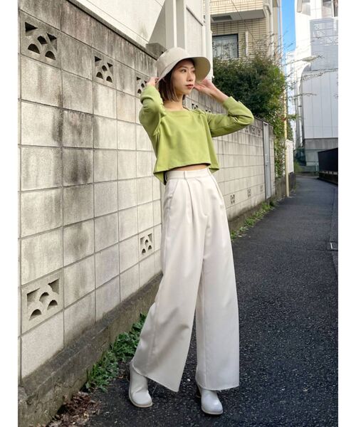 EMODA（エモダ）の「タックスリーブコンパクトトップ（Tシャツ/カットソー・レディース・ブラック/ホワイト/ライム・FREE）」の7枚目の写真