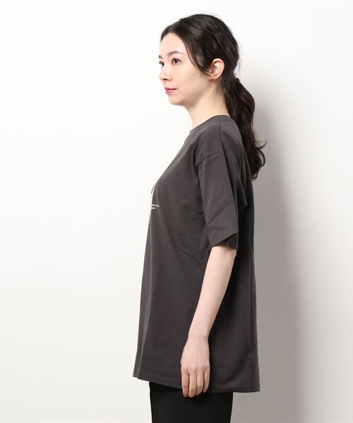 LOWRYS FARM（ローリーズファーム）の「フォトプリントＴシャツ　273249（Tシャツ/カットソー・レディース・ホワイト/グレー/ホワイト系その他2・FREE）」の9枚目の写真