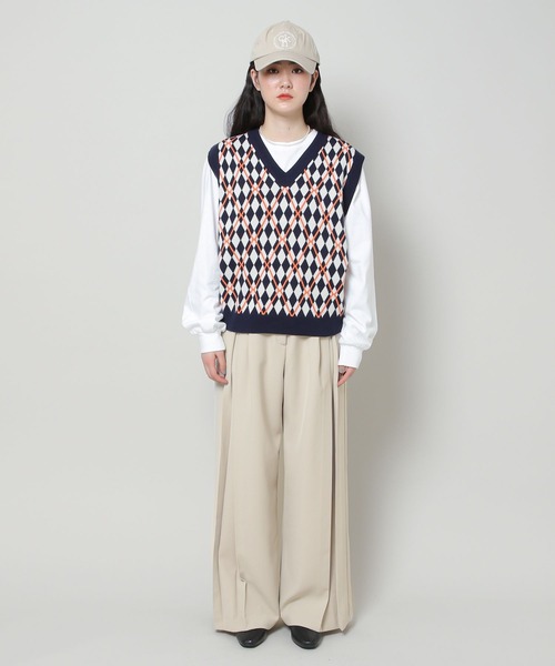 ALAND（エーランド）の「3.3Field Trip／2-TUCKワイドスラックス  2277676（スラックス・レディース・ブラック/ベージュ・SMALL/MEDIUM）」の5枚目の写真