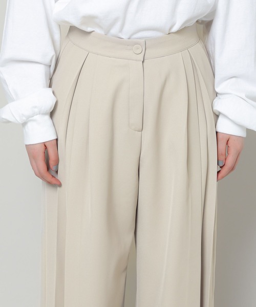 ALAND（エーランド）の「3.3Field Trip／2-TUCKワイドスラックス  2277676（スラックス・レディース・ブラック/ベージュ・SMALL/MEDIUM）」の19枚目の写真