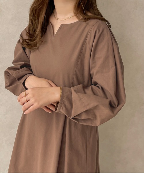 apres jour clair（アプレジュールクレア）の「【apres jour clair】ランタンスリーブワンピース【ZOZOTOWN限定アイテム】（ワンピース・レディース・ライトベージュ/ブラウン系その他・X-LARGE/フリー）」の3枚目の写真