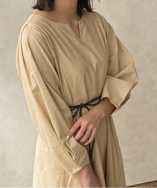 apres jour clair（アプレジュールクレア）の「【apres jour clair】ランタンスリーブワンピース【ZOZOTOWN限定アイテム】（ワンピース・レディース・ライトベージュ/ブラウン系その他・X-LARGE/フリー）」の14枚目の写真