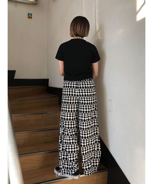 jouetie（ジュエティ）の「パターンリラックスパンツ（その他パンツ・レディース・ブラック/その他1/ブルー/アイボリー・MEDIUM）」の15枚目の写真