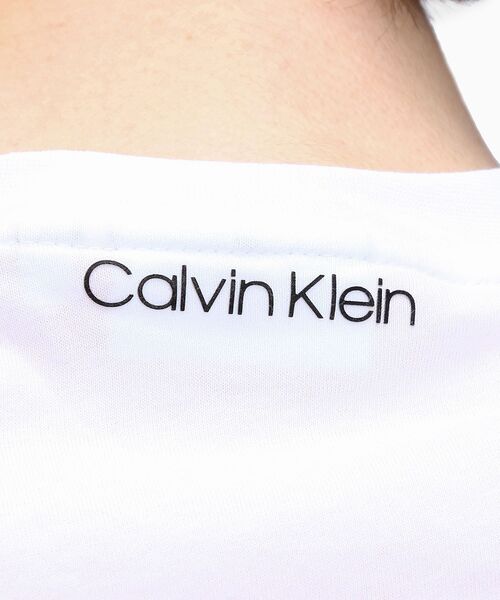 Calvin Klein(カルバン・クライン)の「チェスト フォト プリント Tシャツ(Tシャツ/カットソー・メンズ・ホワイト/ブラック・S/M/L/XL)」の14枚目の写真