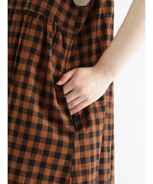 Samansa Mos2（サマンサ モスモス）の「ギンガムチェックキャミワンピース（ワンピース・レディース・ブラック/ブラウン/グレー/ピンク/オレンジ・ﾌﾘ-）」の20枚目の写真
