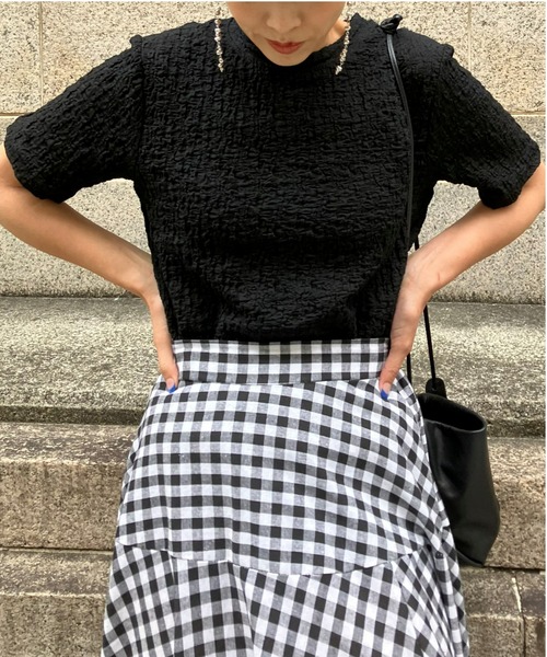 ulu（ウル）の「Compact Jacquard tops（Tシャツ/カットソー・レディース・ブラック/ホワイト・FREE）」の2枚目の写真