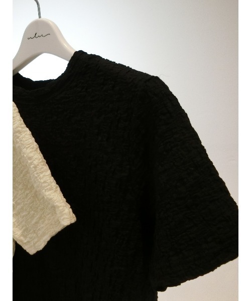 ulu（ウル）の「Compact Jacquard tops（Tシャツ/カットソー・レディース・ブラック/ホワイト・FREE）」の14枚目の写真