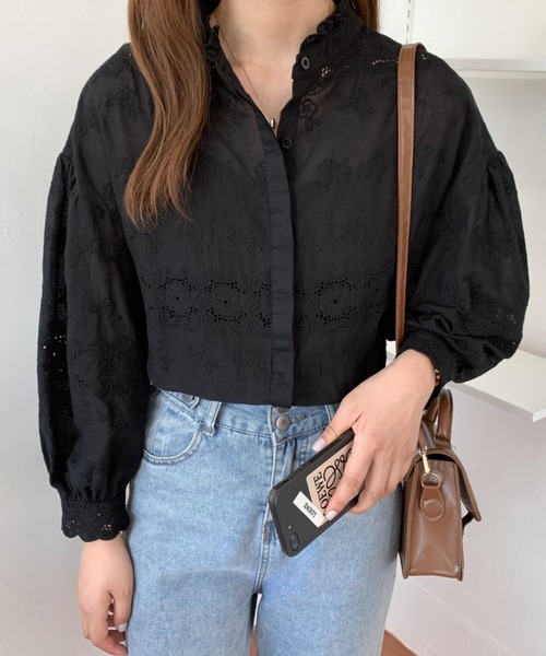 Diosfront（ディオスフロント）の「カットワーク刺繍プチハイネックボリュウーム袖ブラウス（シャツ/ブラウス・レディース・ホワイト/ブラック・M/L）」の6枚目の写真