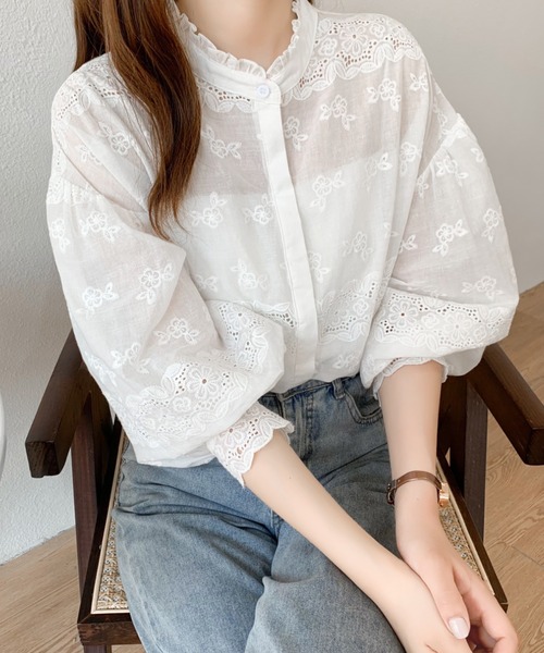 Diosfront（ディオスフロント）の「カットワーク刺繍プチハイネックボリュウーム袖ブラウス（シャツ/ブラウス・レディース・ホワイト/ブラック・M/L）」の10枚目の写真