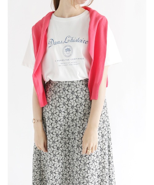 Te chichi（テチチ）の「カレッジロゴTシャツ（Tシャツ/カットソー・レディース・ホワイト/オフホワイト/チャコール・ﾌﾘ-）」の2枚目の写真