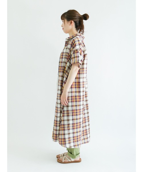 Samansa Mos2（サマンサ モスモス）の「【クールコットン】柄アソートシャツワンピース（シャツワンピース・レディース・ベージュ/パープル/オフホワイト/ブルー/グリーン/チャコール・ﾌﾘ-）」の20枚目の写真