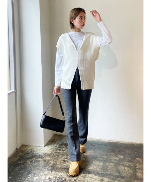 EMODA(エモダ)の「アップレースタンクシューズ(ブーツ・レディース・ブラック/キャメル・SMALL/MEDIUM/LARGE)」の4枚目の写真