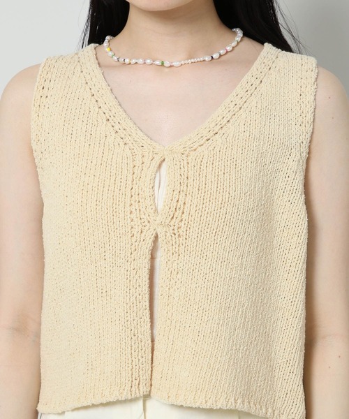 ALAND（エーランド）の「3.3 Field Trip／33 V-NECK VEST 2124449（ベスト・レディース・アイボリー/イエロー・FREE）」の17枚目の写真