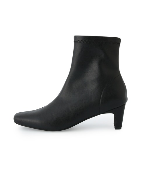 ROPE' PICNIC(ロペピクニック)の「ソフトストレッチセットバックヒールショートブーツ(ブーツ・レディース・ブラック/ブラウン/ホワイト系その他/キナリ・22.5cm/23.0cm/23.5cm/24.0cm/24.5cm/25.0cm)」の18枚目の写真