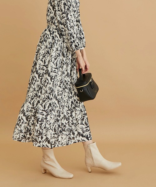 ROPE' PICNIC(ロペピクニック)の「ソフトストレッチセットバックヒールショートブーツ(ブーツ・レディース・ブラック/ブラウン/ホワイト系その他/キナリ・22.5cm/23.0cm/23.5cm/24.0cm/24.5cm/25.0cm)」の15枚目の写真