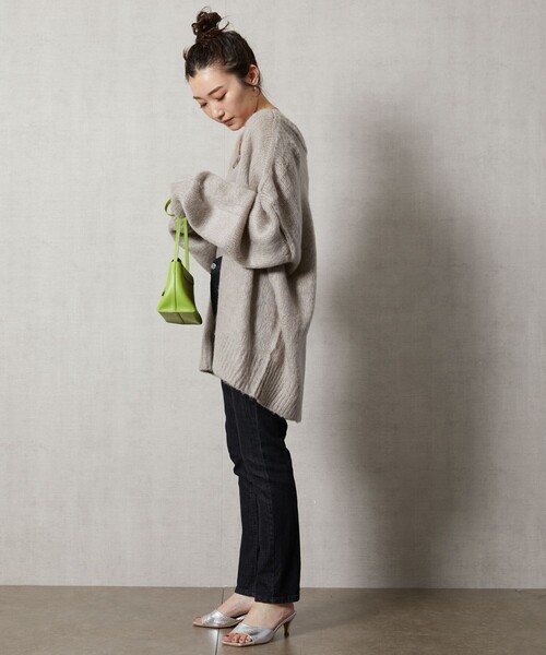 FREAK'S STORE（フリークスストア）の「【限定展開】深Vネックシャギー2WAYニットカーディガン（カーディガン/ボレロ・レディース・オレンジ/ベージュ/ピンク/グレー/グリーン/パープル/ブルー/ブラック・ﾌﾘ-）」の15枚目の写真