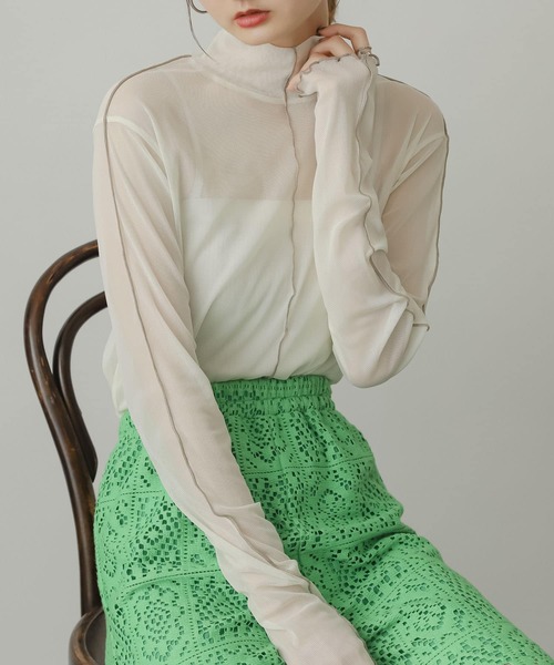 SENSE OF PLACE by URBAN RESEARCH（センスオブプレイスバイアーバンリサーチ）の「シアーハイネックトップ（Tシャツ/カットソー・レディース・アイボリー/ブラウン系その他/パープル系その他/ブラウン・ONE）」の2枚目の写真