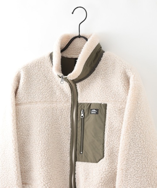 OUTDOOR PRODUCTS APPAREL（アウトドアプロダクツアパレル）の「防風ボアスタンドカラ―ブルゾン  ボアフリースジャケット　モコモコ（ブルゾン・メンズ・ブラック/ネイビー/アイボリー/ダークベージュ/ホワイト系その他/ホワイト系その他2/カーキ・MEDIUM/X-LARGE/LARGE/SMALL）」の8枚目の写真