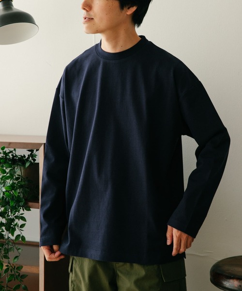 ITEMS URBANRESEARCH（アイテムズ アーバンリサーチ）の「度詰天竺オーバーサイズロングスリーブカットソー（Tシャツ/カットソー・メンズ・オフホワイト/ブラック/ネイビー・MEDIUM/LARGE）」の15枚目の写真