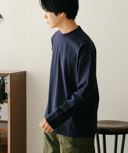 ITEMS URBANRESEARCH（アイテムズ アーバンリサーチ）の「度詰天竺オーバーサイズロングスリーブカットソー（Tシャツ/カットソー・メンズ・オフホワイト/ブラック/ネイビー・MEDIUM/LARGE）」の18枚目の写真