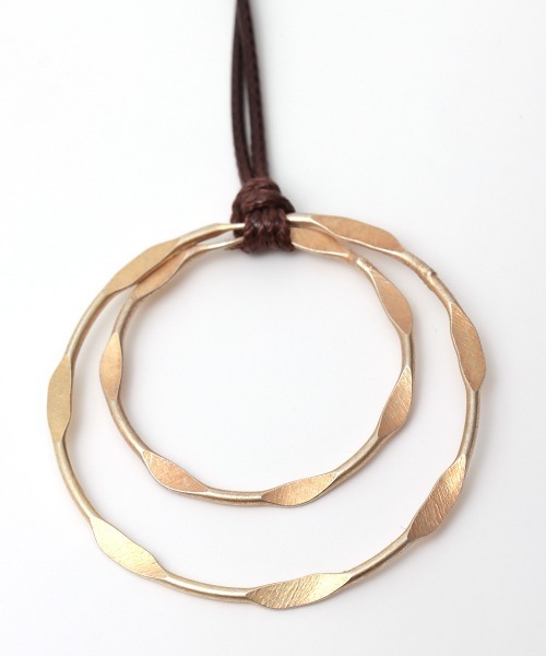 チチカカ（チチカカ）の「ダブルリングネックレス（ネックレス・レディース・シルバー/ゴールド・FREE）」の7枚目の写真