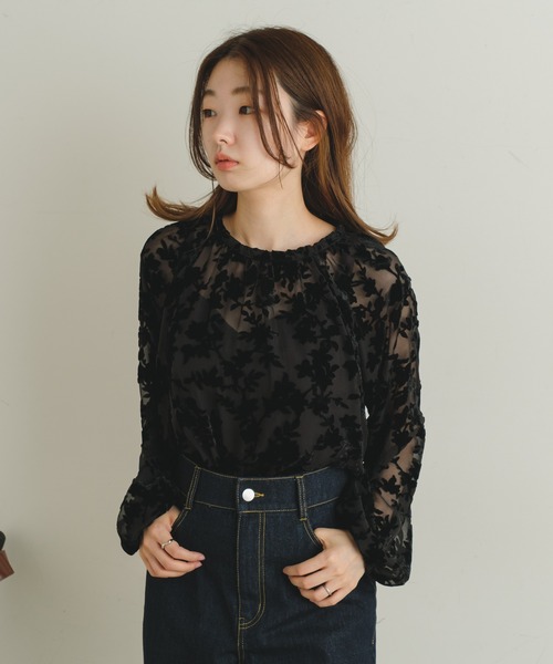 Kastane（カスタネ）の「【2022AWアイテム】ベロアオパールブラウス（シャツ/ブラウス・レディース・ブラック/ベージュ・FREE）」の21枚目の写真