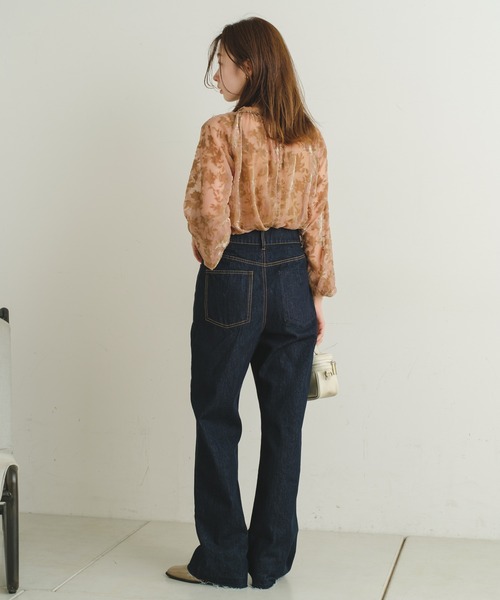 Kastane（カスタネ）の「【2022AWアイテム】ベロアオパールブラウス（シャツ/ブラウス・レディース・ブラック/ベージュ・FREE）」の8枚目の写真