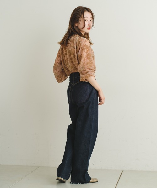 Kastane（カスタネ）の「【2022AWアイテム】ベロアオパールブラウス（シャツ/ブラウス・レディース・ブラック/ベージュ・FREE）」の7枚目の写真