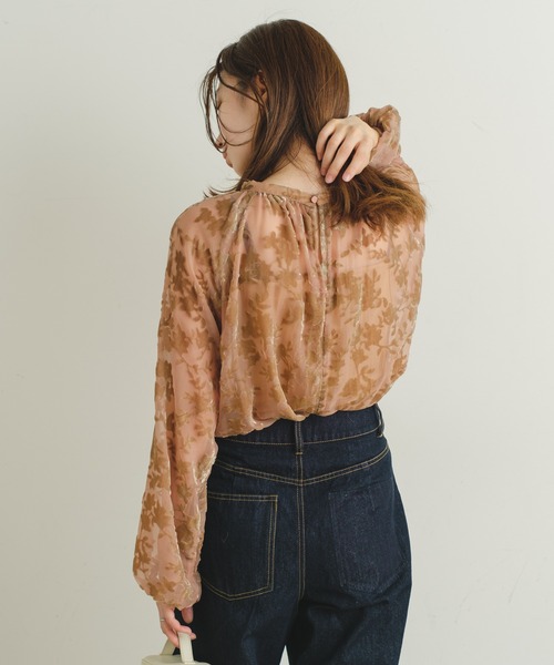 Kastane（カスタネ）の「【2022AWアイテム】ベロアオパールブラウス（シャツ/ブラウス・レディース・ブラック/ベージュ・FREE）」の11枚目の写真