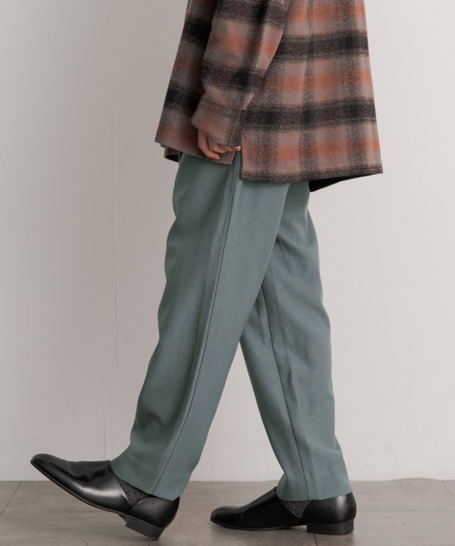 SENSE OF PLACE by URBAN RESEARCH(センスオブプレイスバイアーバンリサーチ)の「ウールライクダブルタックテーパードパンツ(スラックス・メンズ・ブラウン/ライトベージュ/ブラック/ミント/ボルドー/ブルー・LARGE/SMALL/MEDIUM)」の11枚目の写真