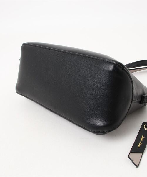 Legato Largo（レガートラルゴ）の「(LF)【Legato Largo】【かるいかばん】フェイクレザー ショルダーバッグ（ショルダーバッグ・レディース・ブルーグレー/ブラック/グレイッシュベージュ/アイボリー・ONE SIZE）」の9枚目の写真