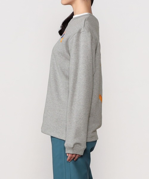 Bshop（ビショップ）の「Tribu-To | スウェットシャツ SCHOOL WOMEN（スウェット・レディース・ライトグレー・X-SMALL）」の6枚目の写真