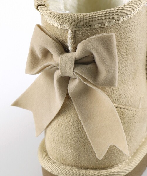 BRANSHES（ブランシェス）の「バックリボンブーツ（ブーツ・キッズ・ブラック/キャメル/ベージュ/ピンク・18.0cm/17.0cm/19.0cm/16.0cm/15.0cm）」の11枚目の写真