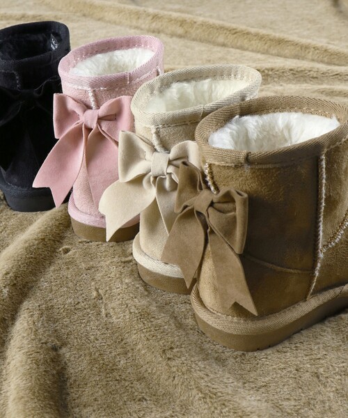 BRANSHES（ブランシェス）の「バックリボンブーツ（ブーツ・キッズ・ブラック/キャメル/ベージュ/ピンク・18.0cm/17.0cm/19.0cm/16.0cm/15.0cm）」の12枚目の写真