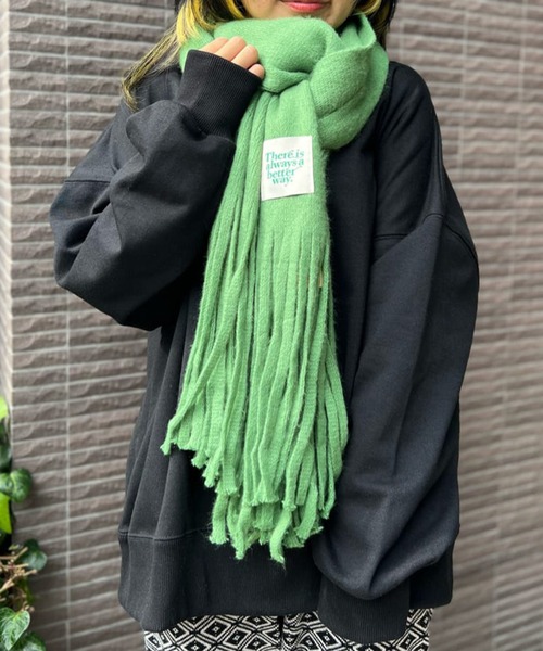 SPINNS（スピンズ）の「タグデザイン アクリル大判ストール（マフラー・レディース・オレンジ/ブラック/グリーン・ONESIZE）」の18枚目の写真