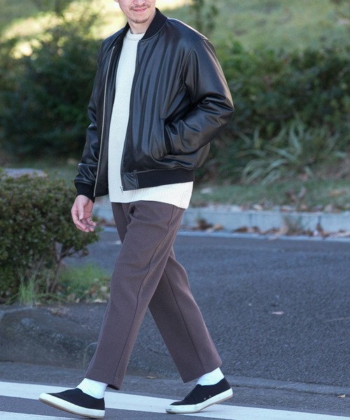 ITEMS URBANRESEARCH(アイテムズ アーバンリサーチ)の「レザータッチ 中綿リブブルゾン(ブルゾン・メンズ・カーキ/ネイビー/ブラック・LARGE/MEDIUM)」の12枚目の写真