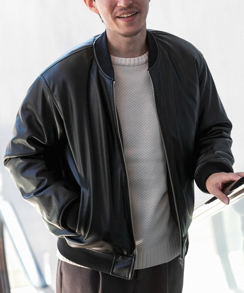 ITEMS URBANRESEARCH(アイテムズ アーバンリサーチ)の「レザータッチ 中綿リブブルゾン(ブルゾン・メンズ・カーキ/ネイビー/ブラック・LARGE/MEDIUM)」の14枚目の写真