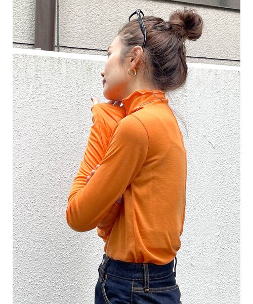 Ungrid（アングリッド）の「ハイネックシアーロングスリーブTee（Tシャツ/カットソー・レディース・ブラック/オフホワイト/オレンジ・FREE）」の5枚目の写真