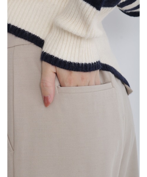 Te chichi(テチチ)の「起毛タックフリルベルトワイドパンツ(その他パンツ・レディース・オフホワイト/ベージュ/ネイビー・SMALL/MEDIUM)」の13枚目の写真