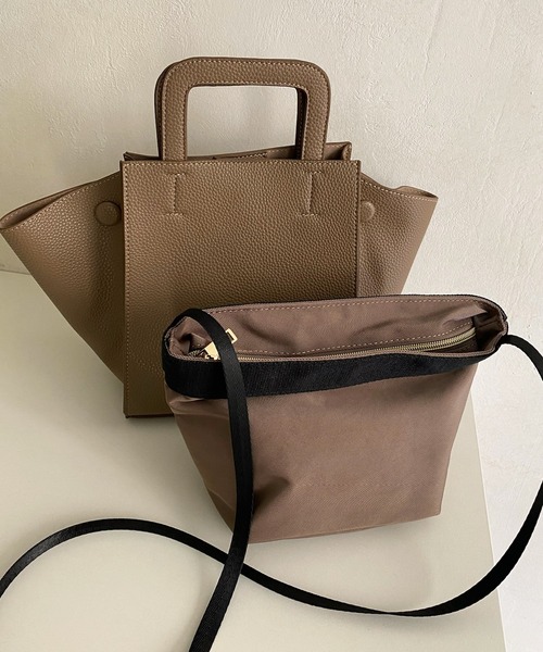 DouDou（ドゥドゥ）の「クリ手ナイロンショルダー付トート（ショルダーバッグ・レディース・ブラック/ベージュ/アイボリー・FREE）」の7枚目の写真