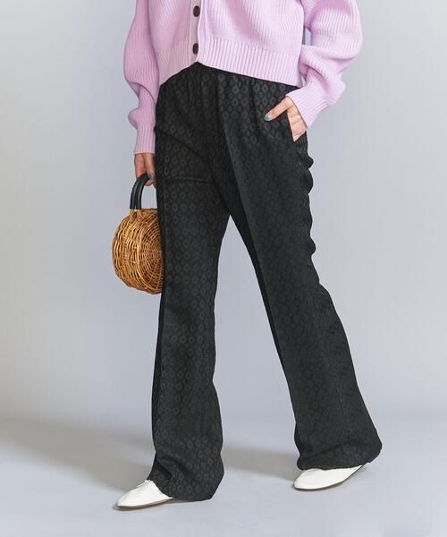 BEAUTY&YOUTH UNITED ARROWS(ビューティーアンドユースユナイテッドアローズ)の「ジャカード フレアパンツ(その他パンツ・レディース・オフホワイト/ブラック・S/M)」の2枚目の写真