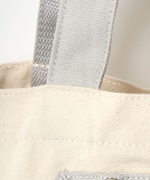 Lee（リー）の「Lee/リー キャンバス オーバーオールポケット ミニトートバッグ/ランチバッグ（トートバッグ・レディース・ホワイト×グリーン/ホワイト×ブルー/ホワイト×ブラック/ホワイト×グレー/ブラック×ブラック・FREE）」の19枚目の写真