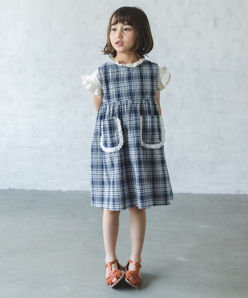 pairmanon（ペアマノン）の「フリルポケット付きエプロンワンピース