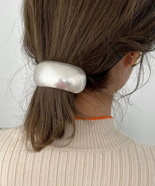 LOWRYS FARM(ローリーズファーム)の「BIGメタルヘアカフ 190728(ヘアピン・レディース・シルバー/ゴールド・FREE)」の2枚目の写真