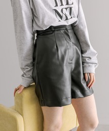 【2サイズ展開!】フェイクレザーショートパンツ