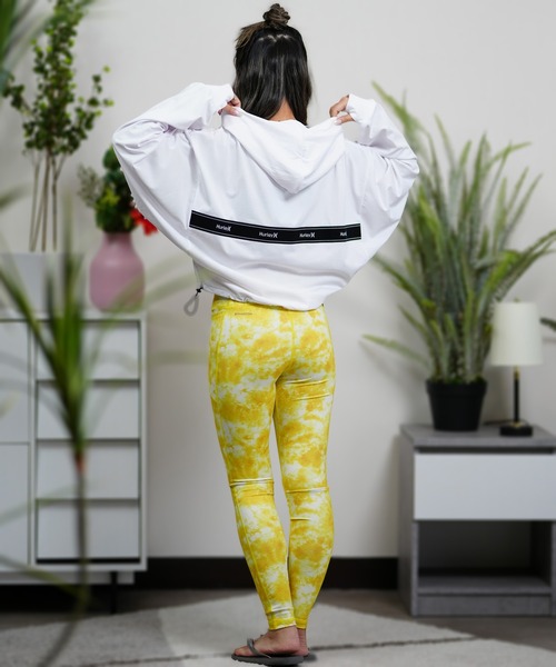 Hurley （ハーレー）の「Hurley/ハーレー  水陸両用/ショート丈ロゴラッシュガード/ラッシュパーカー/セットアップ対応/ジャガードバンドドルマンフーディー WFF2320034（ラッシュガード・レディース・ホワイト/カーキ/ブラック/グレイッシュブルー/パープル/グレイッシュベージュ/ダークグリーン・S/M）」の11枚目の写真